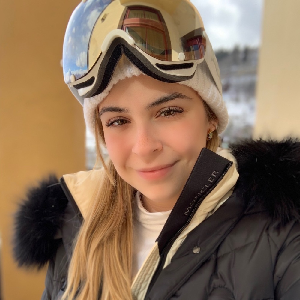 Meet your Posher, Lorena